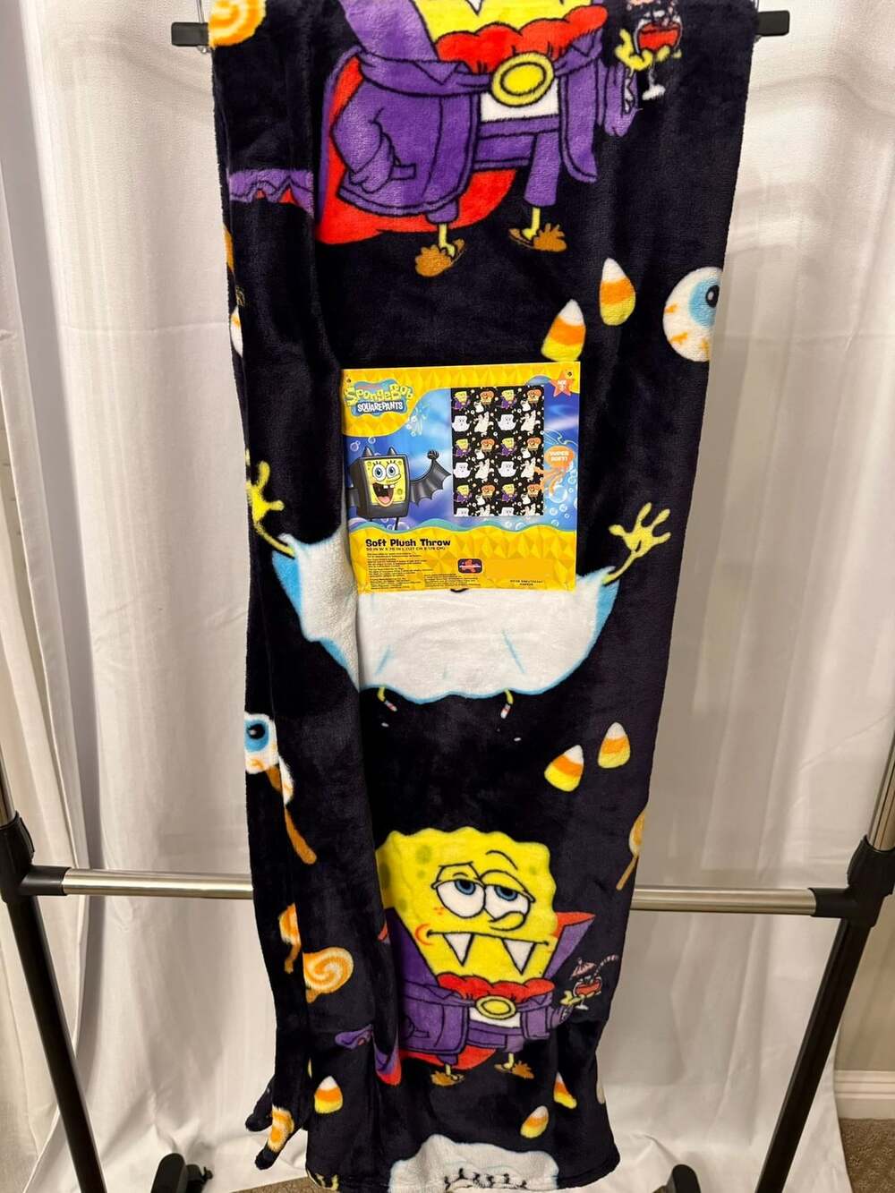 SpongeBob SquarePants Halloween Soft Plush Throw Blanket 50 in x 70 in
